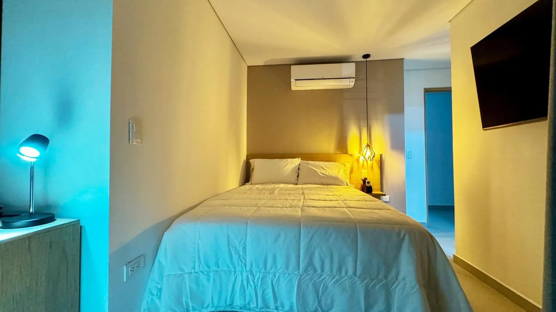 Hotel Boutique - Light Medellin Hostel